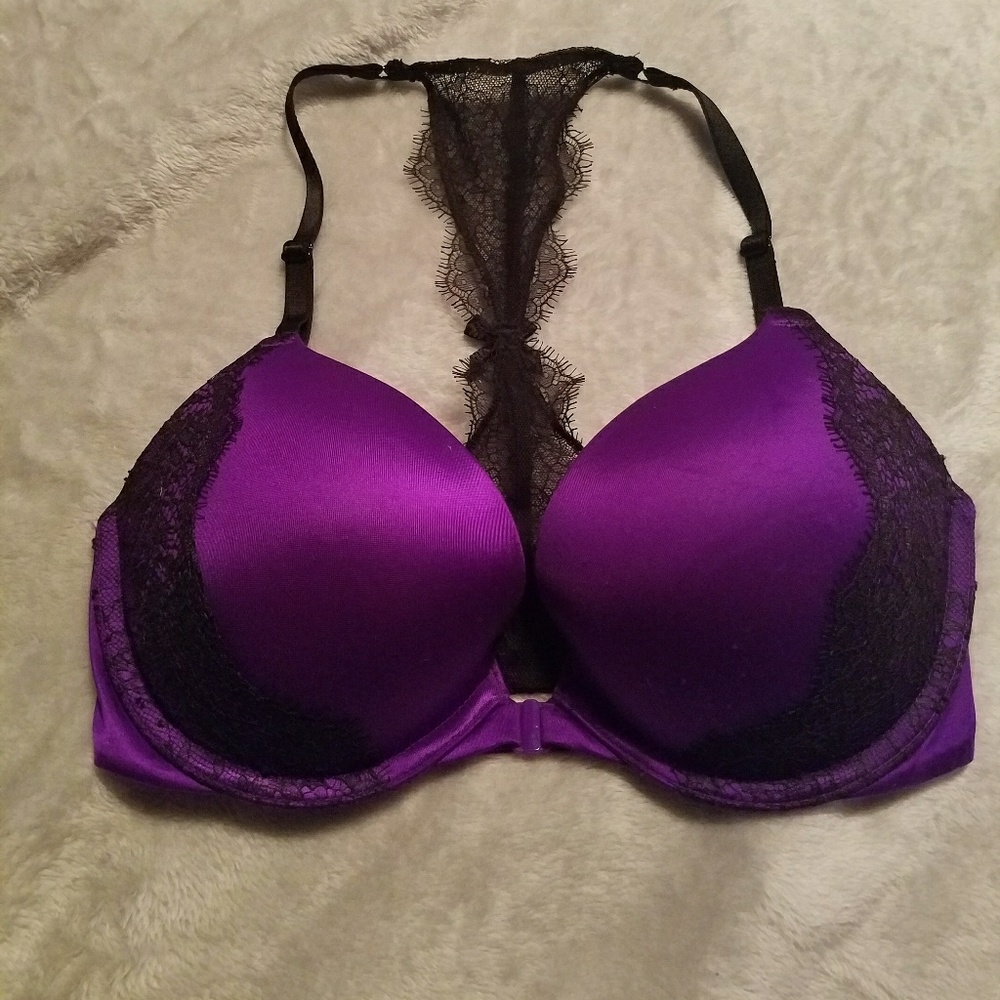 Victoria's Secret Very Sexy Push-up 32D NWOT